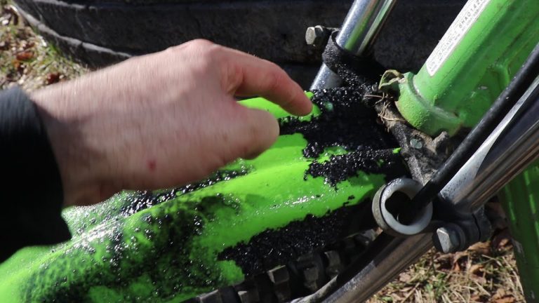 How to Remove Paint from Dirt Bike Plastics