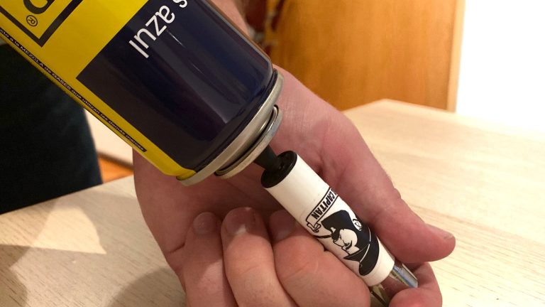 How to Refill a Clipper Lighter – Most Easy Method