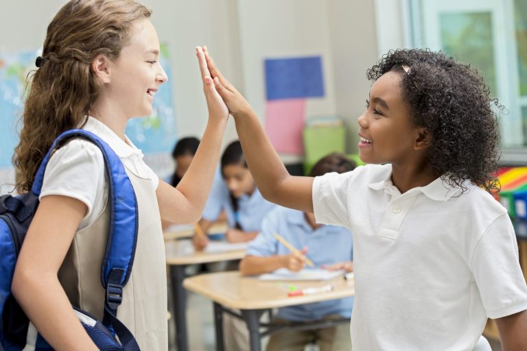 How to Dab Someone Up: Mastering the Perfect Greeting